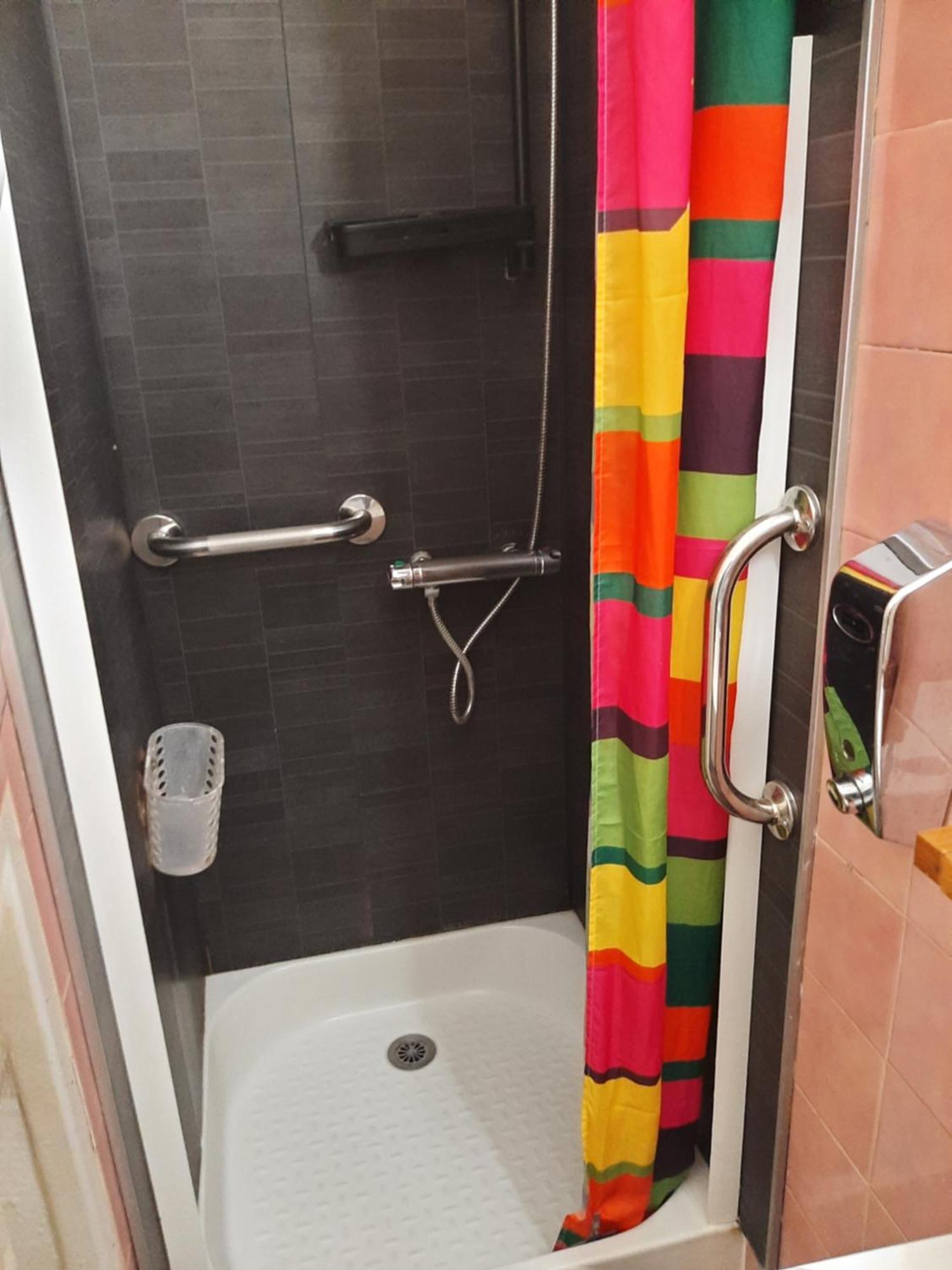 Duplex14H 1Er Etage Jardinet 1 Parking Ou Studio14B Rdc Terrasse Sans Parking La Rochelle  Zewnętrze zdjęcie