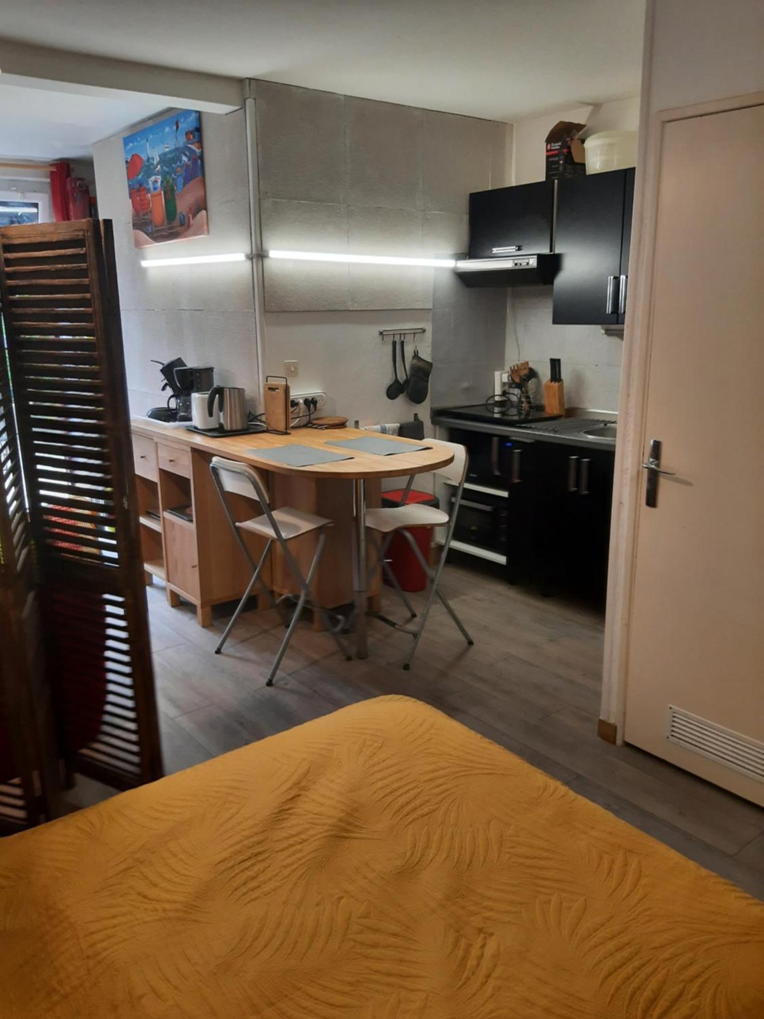 Duplex14H 1Er Etage Jardinet 1 Parking Ou Studio14B Rdc Terrasse Sans Parking La Rochelle  Zewnętrze zdjęcie