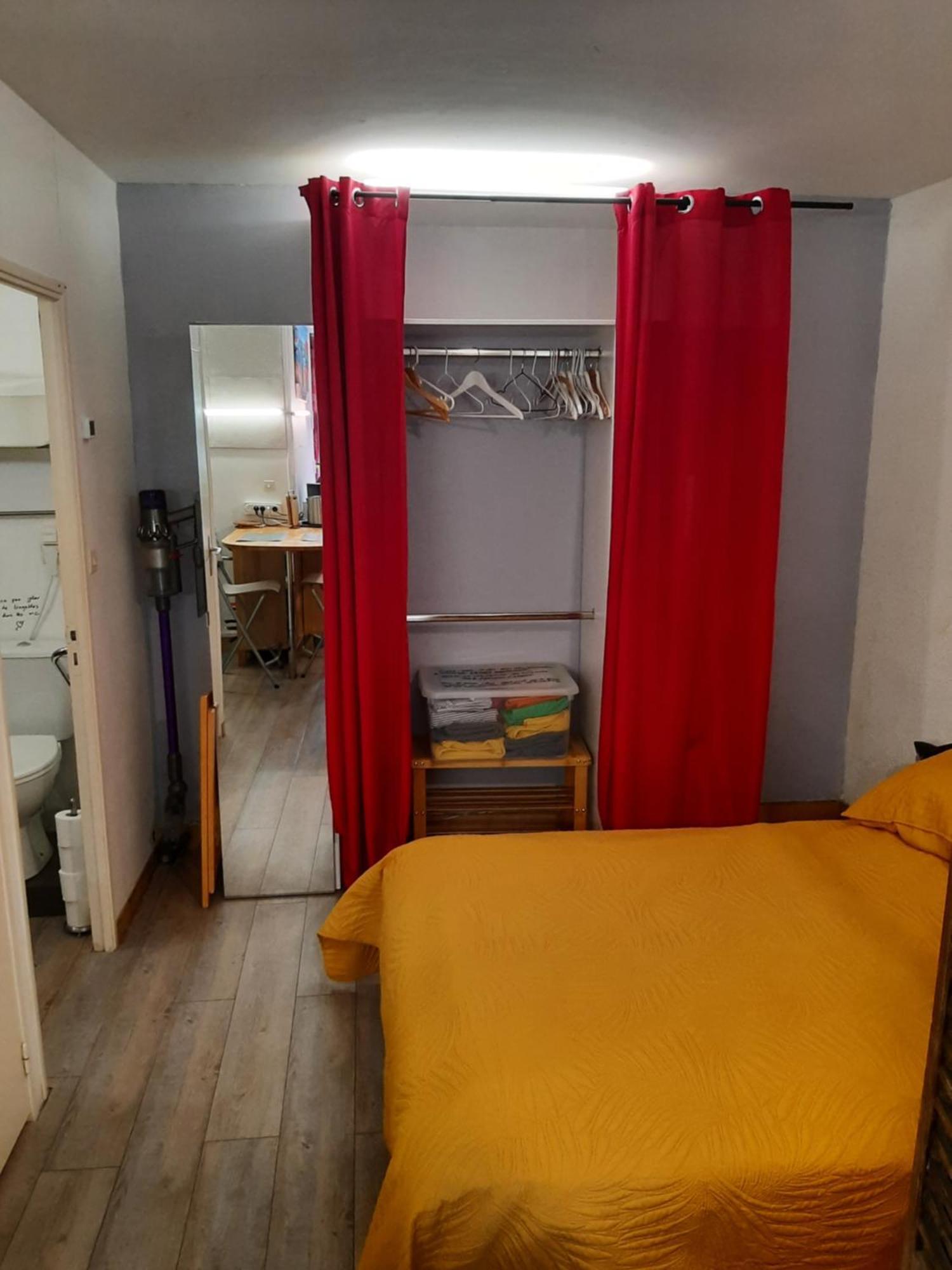 Duplex14H 1Er Etage Jardinet 1 Parking Ou Studio14B Rdc Terrasse Sans Parking La Rochelle  Zewnętrze zdjęcie