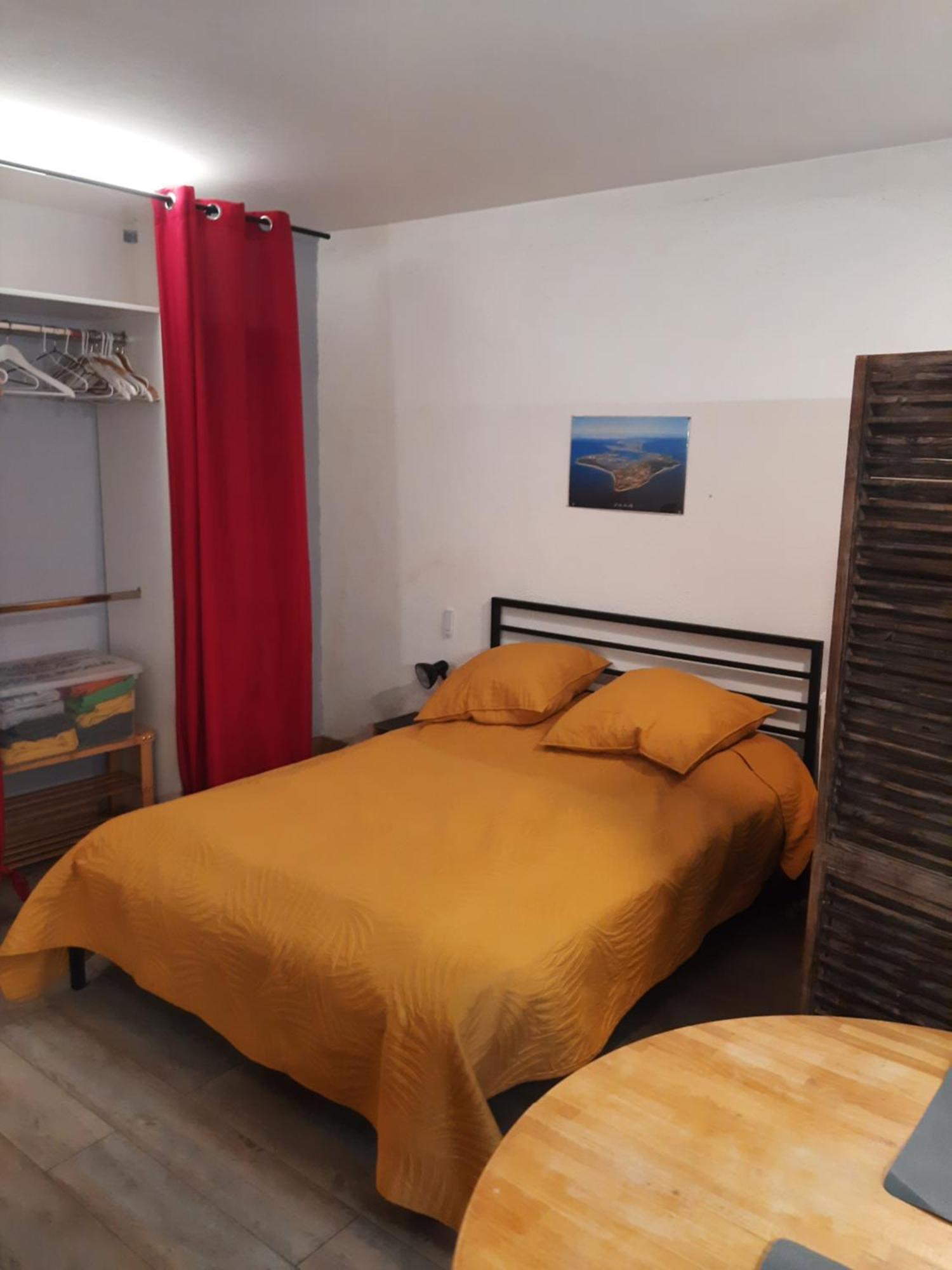 Duplex14H 1Er Etage Jardinet 1 Parking Ou Studio14B Rdc Terrasse Sans Parking La Rochelle  Zewnętrze zdjęcie