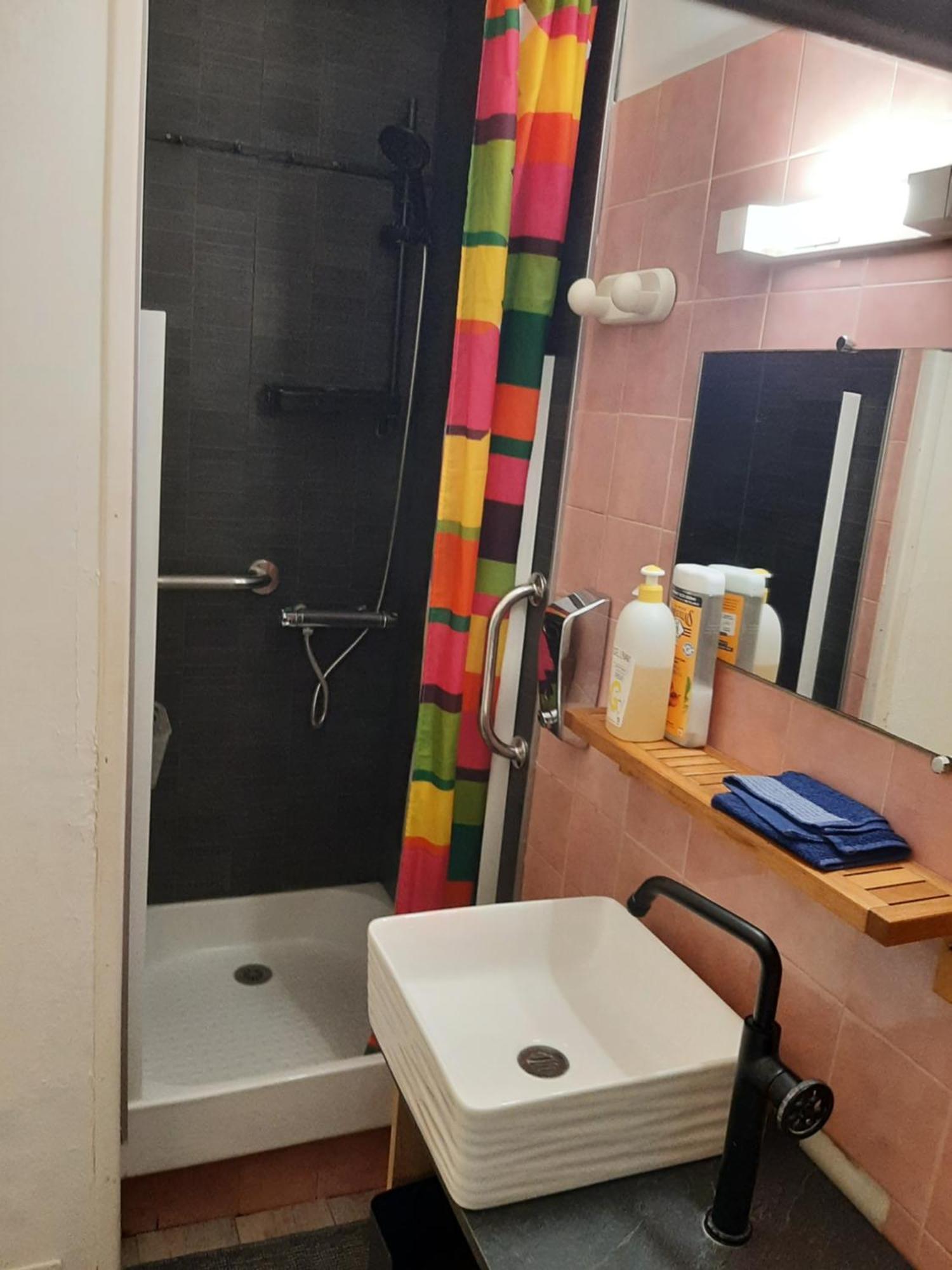 Duplex14H 1Er Etage Jardinet 1 Parking Ou Studio14B Rdc Terrasse Sans Parking La Rochelle  Zewnętrze zdjęcie