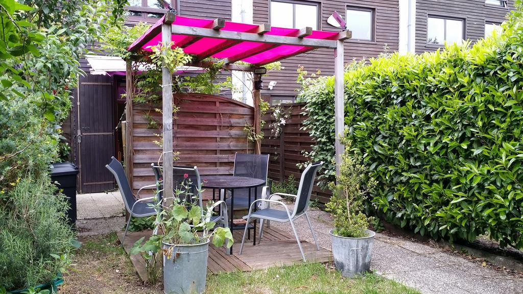 Duplex14H 1Er Etage Jardinet 1 Parking Ou Studio14B Rdc Terrasse Sans Parking La Rochelle  Zewnętrze zdjęcie