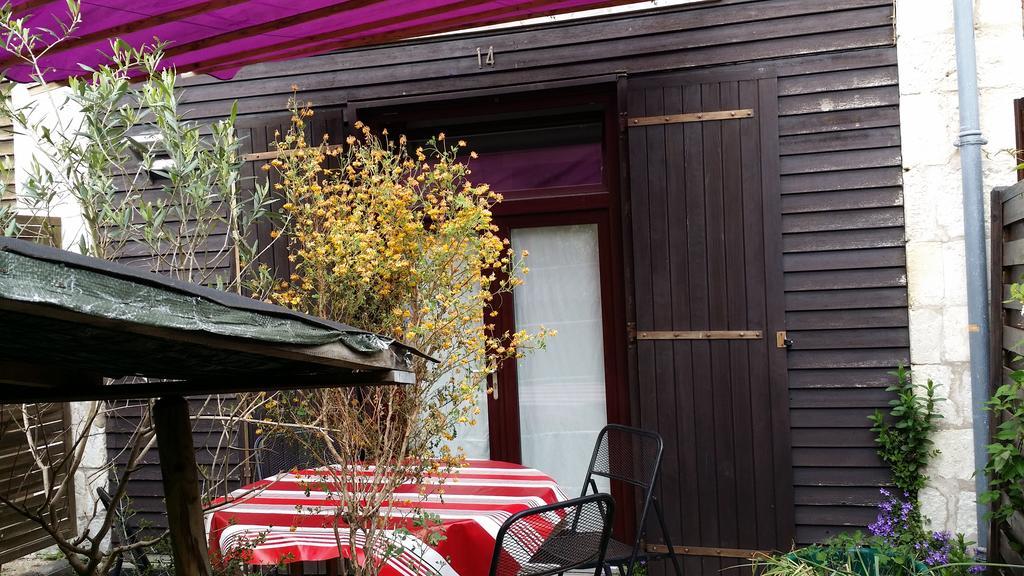 Duplex14H 1Er Etage Jardinet 1 Parking Ou Studio14B Rdc Terrasse Sans Parking La Rochelle  Zewnętrze zdjęcie