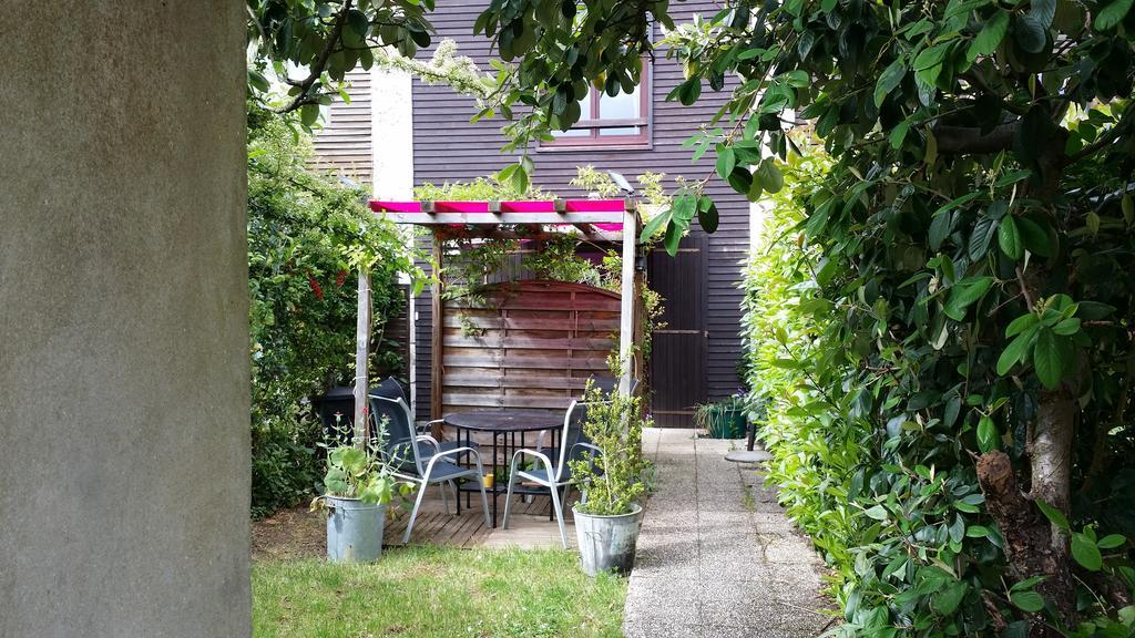 Duplex14H 1Er Etage Jardinet 1 Parking Ou Studio14B Rdc Terrasse Sans Parking La Rochelle  Zewnętrze zdjęcie